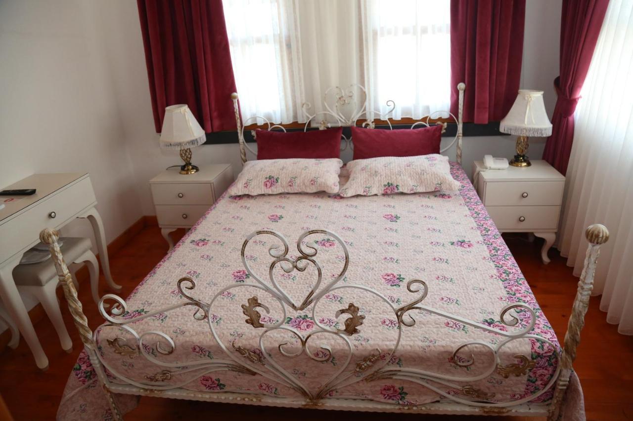 Yali Konak Butik Otel Golcuk Exteriör bild
