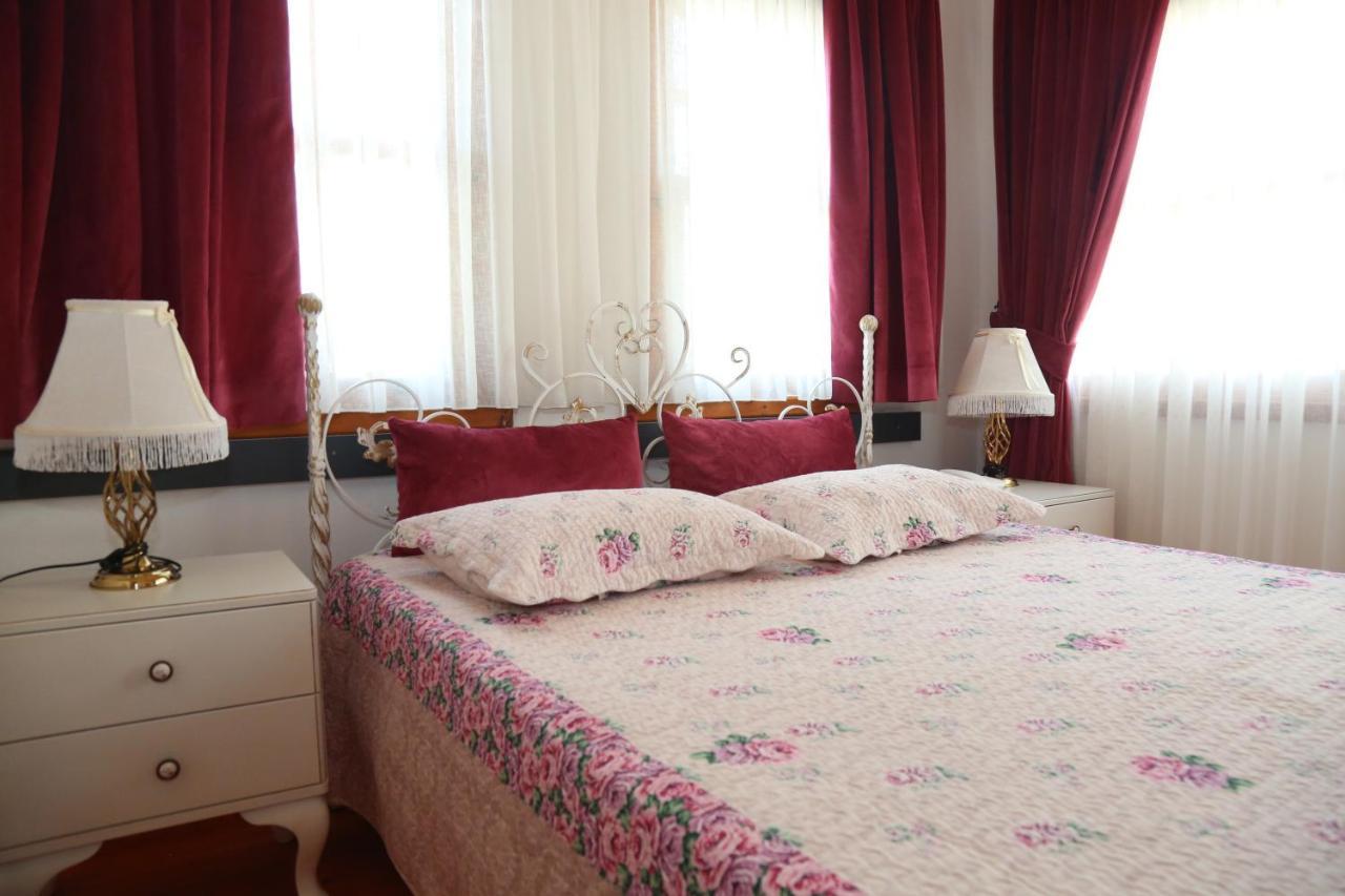 Yali Konak Butik Otel Golcuk Exteriör bild