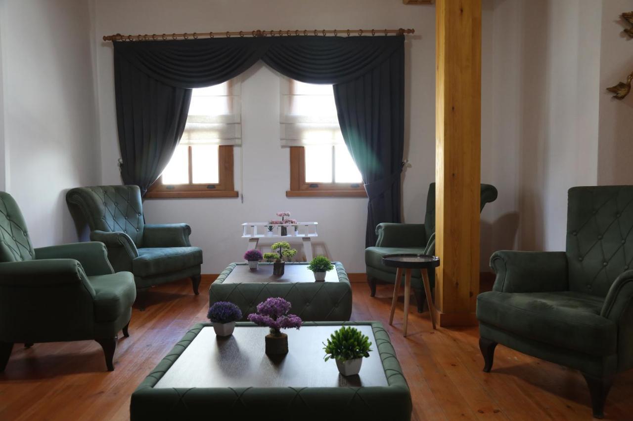 Yali Konak Butik Otel Golcuk Exteriör bild