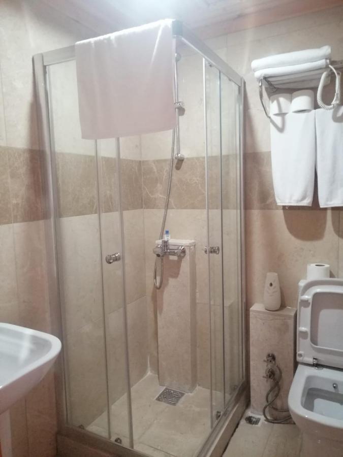 Yali Konak Butik Otel Golcuk Exteriör bild